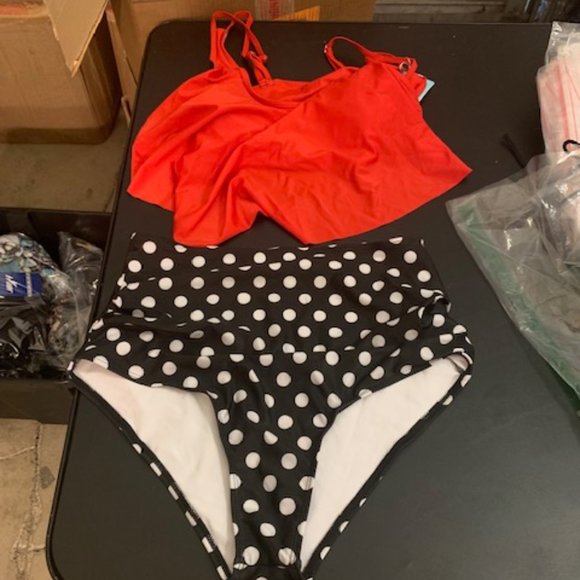 Adisputent Red Top/Polka Dot Bottoms Bikini M NWT - Picture 1 of 10